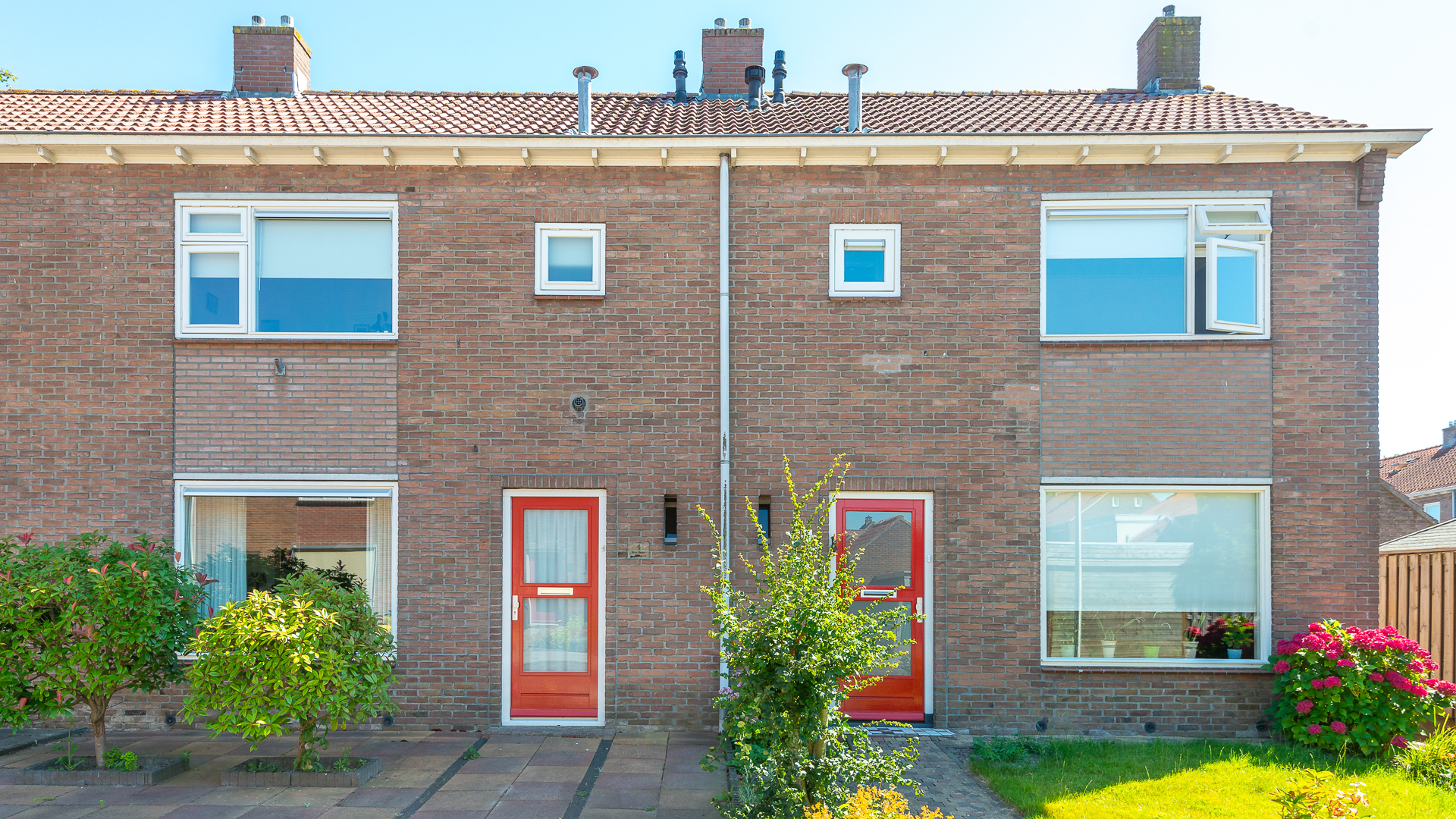 Tussenwoning te huur: Mr Steenbergenstr 4, Binnenlanden-West Genemuiden