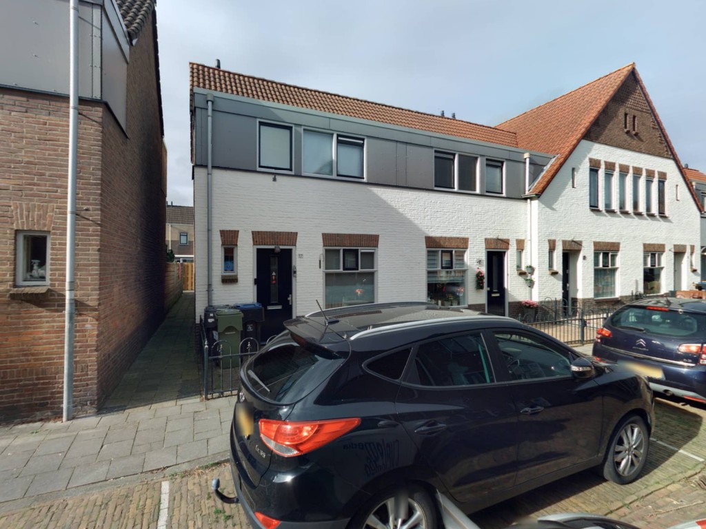 Tussenwoning te huur: Veen Valckstraat 15, Brunnepe Kampen